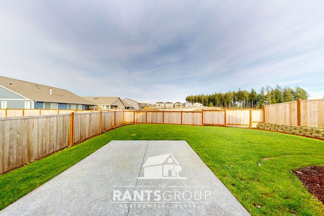 Building Photo - Newer Rambler in Hawks Prairie! Easy JBLM ...