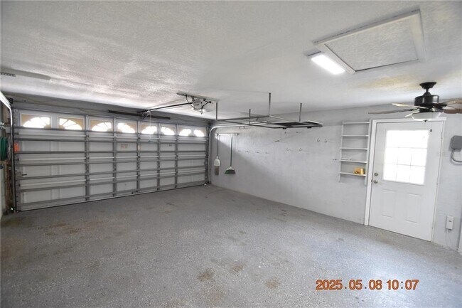 Building Photo - 1019 Spindle Palm Way