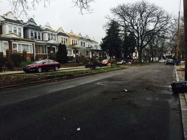 Building Photo - 6140 Lebanon Ave