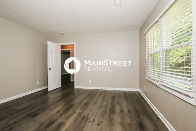 Building Photo - 3 Bedroom Pet-Friendly Home in Greensboro, NC with Main Street Renewal