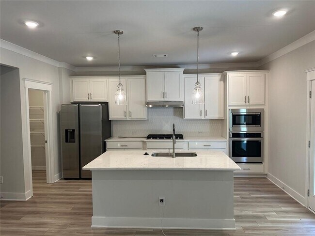 Building Photo - 796 Winding Rose Dr