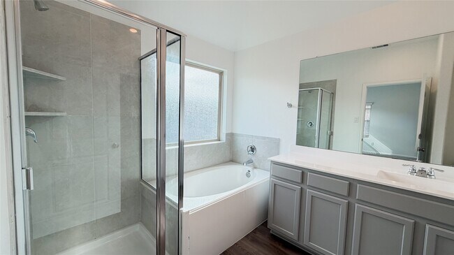 Building Photo - 22632 Malvicino Dr