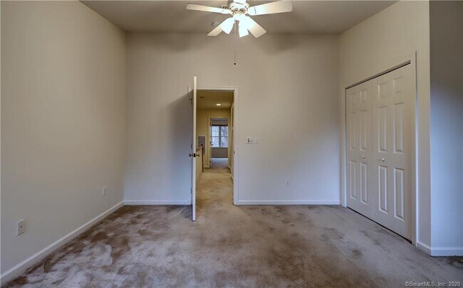 Building Photo - 60 Grove St