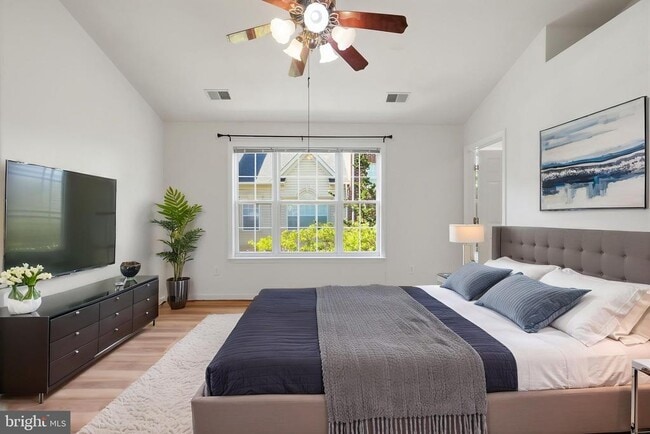 Building Photo - 9702 Athletic Way