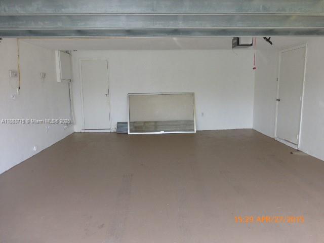 Building Photo - 6737 Pansy Dr