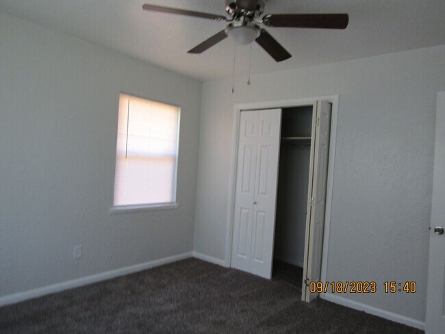 Building Photo - 3830 NW Euclid Ave