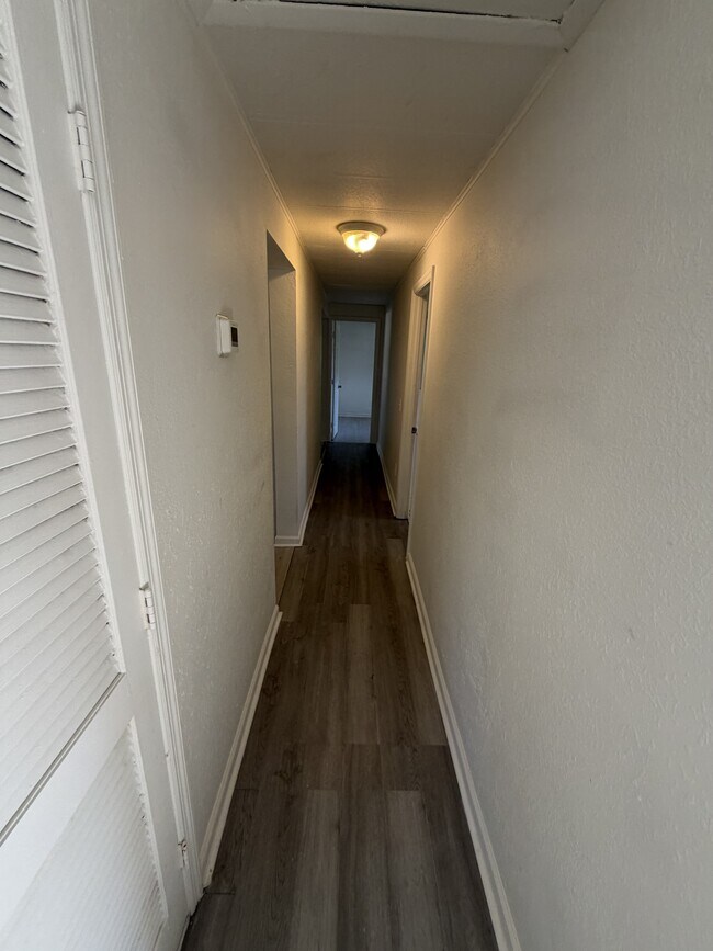 Building Photo - 1834 44th St S