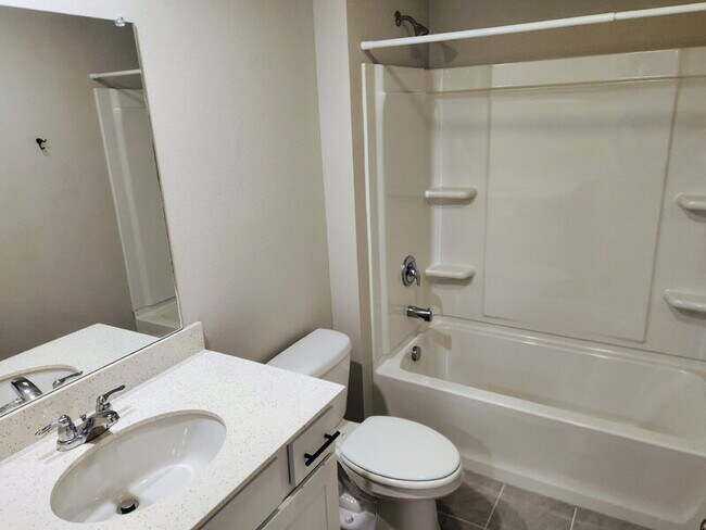 Building Photo - 2124 NW 44th St