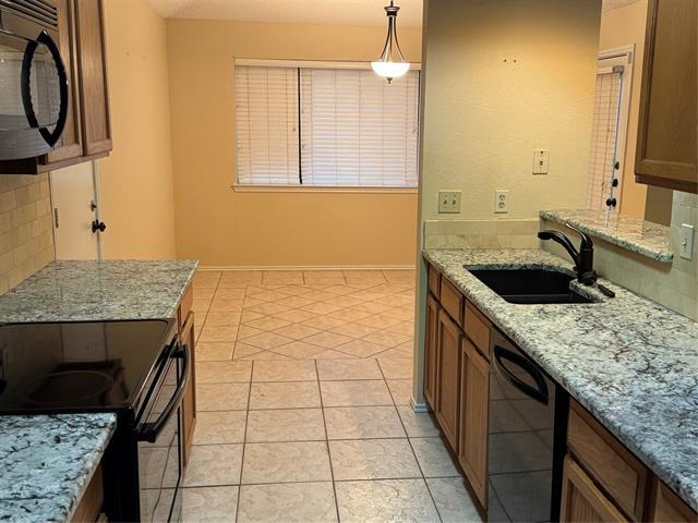 Building Photo - 232 Lodge Rd