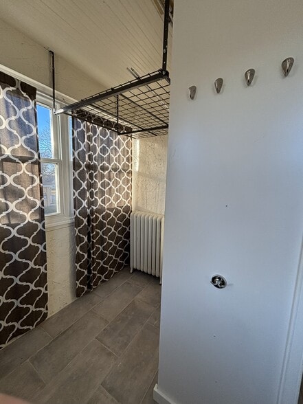 Mudroom - 8039 White Ave