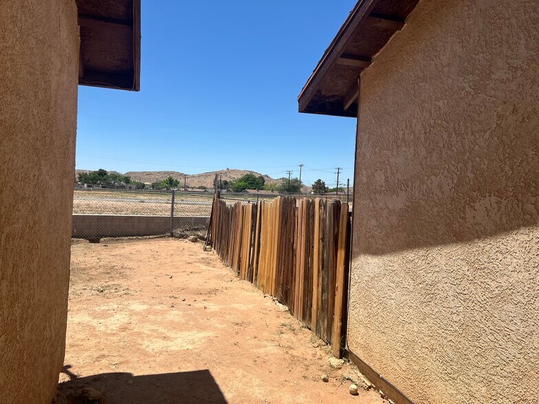 Building Photo - 15597 Tonekai Rd