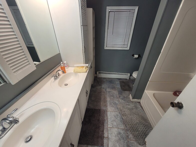 Building Photo - 25 Haskell Ave