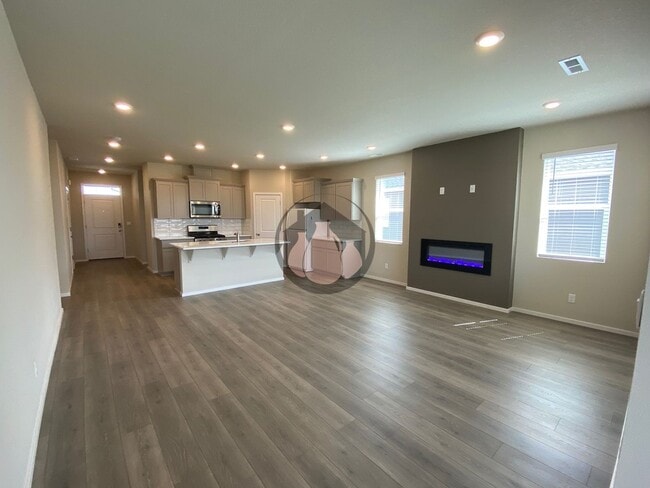 Building Photo - Beautiful Home in Woodburn Coming Soon