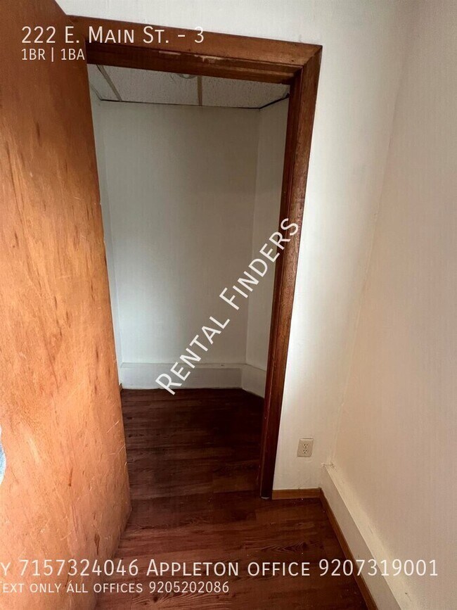 Building Photo - 222 E Main St