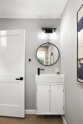 Building Photo - 2728 Livingston Ave