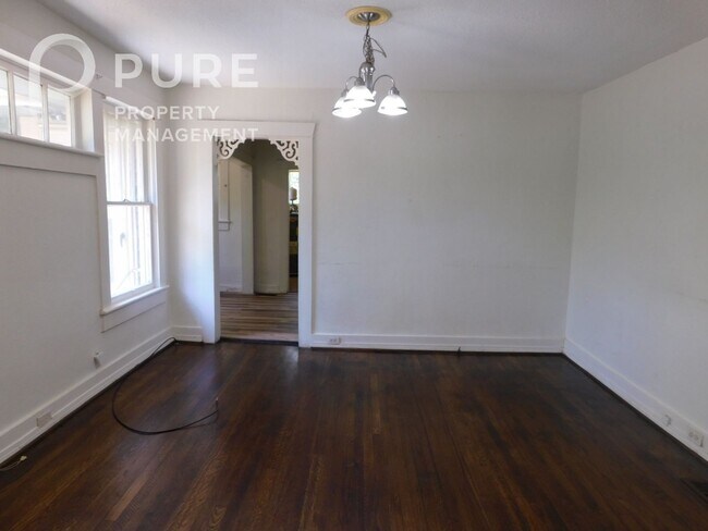 Building Photo - $200 Visa gift card offer!