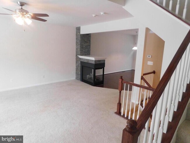 Building Photo - 12705 Bedford Glen Way