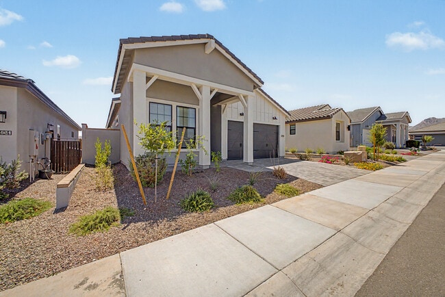 Building Photo - 4412 N 203rd Dr