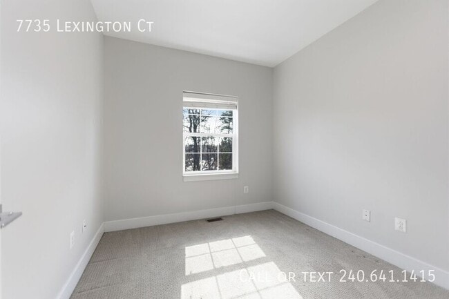 Building Photo - 7735 Lexington Ct