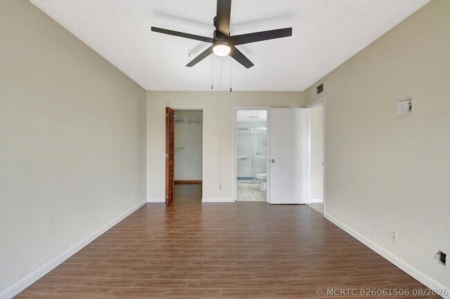 Building Photo - 616 Sea Pine Way