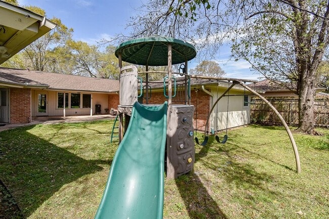 Building Photo - 5531 Yarwell Dr