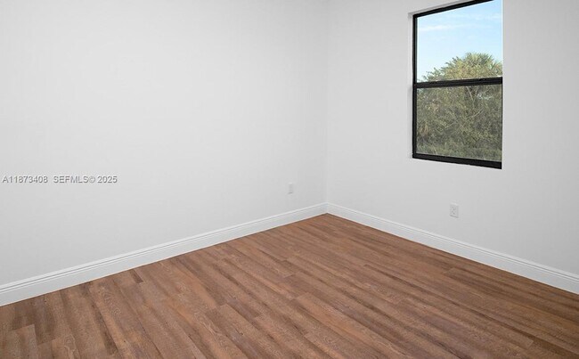 Building Photo - 8007 Vega Ct