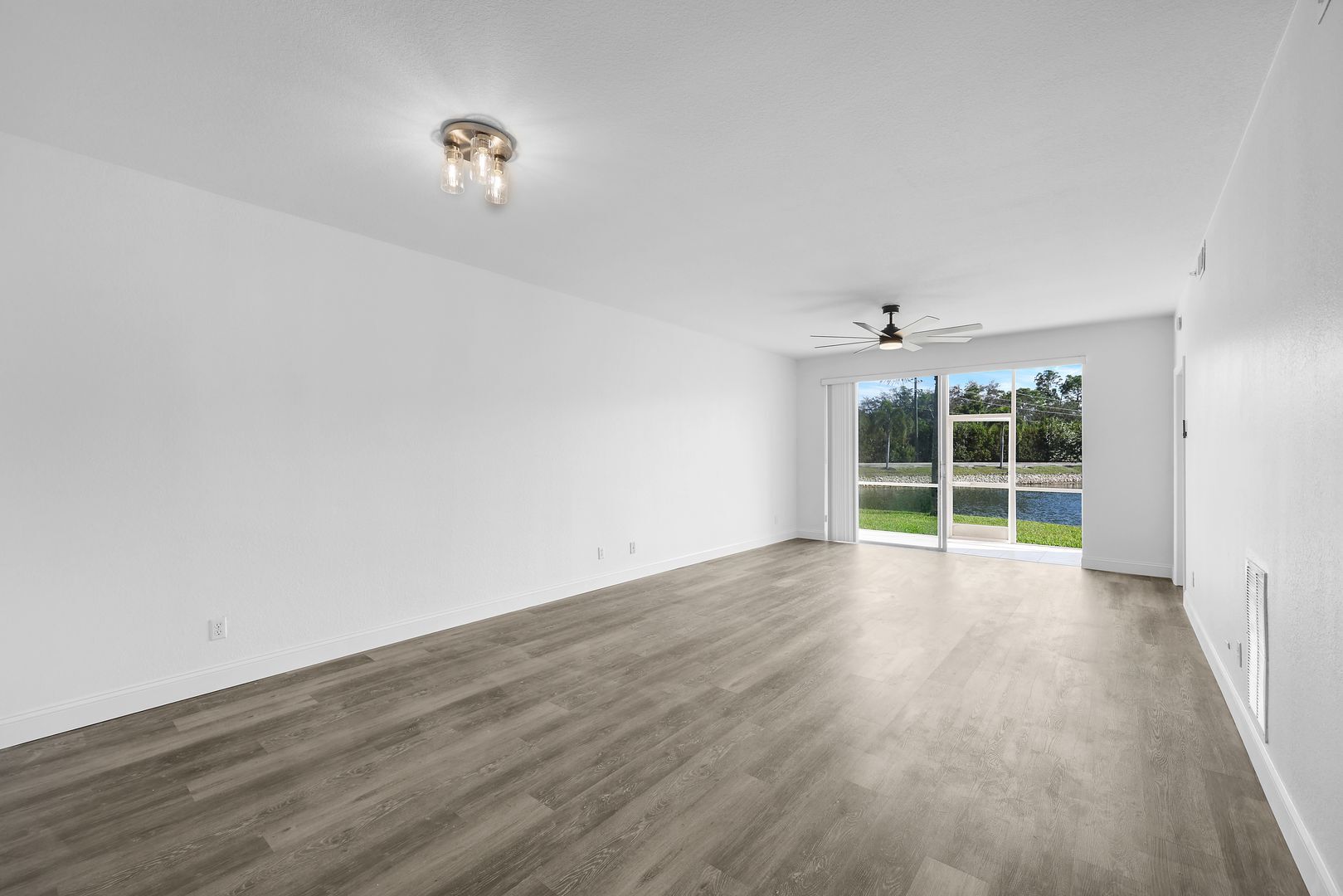 Building Photo - 3250 Cypress Glen Way