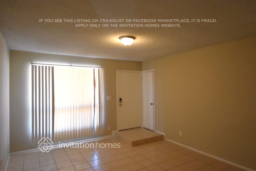 Building Photo - 3017 N 86th Ave