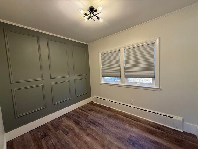 Building Photo - 42 Woodland Ave