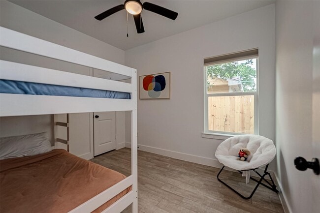 Building Photo - 5122 Southwind St