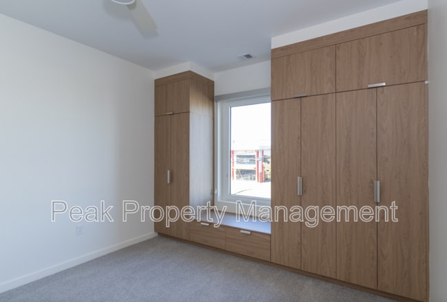 Building Photo - 501 Orleans St