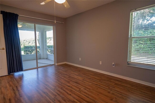 Building Photo - 3559 Capland Ave