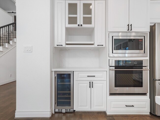 Building Photo - 27123 Birch Pine Ct