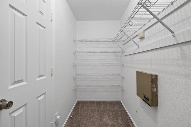 Building Photo - 2802 Turtle River Dr