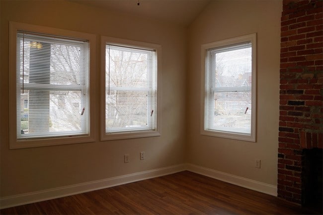 Building Photo - 6370 Morrowfield Ave