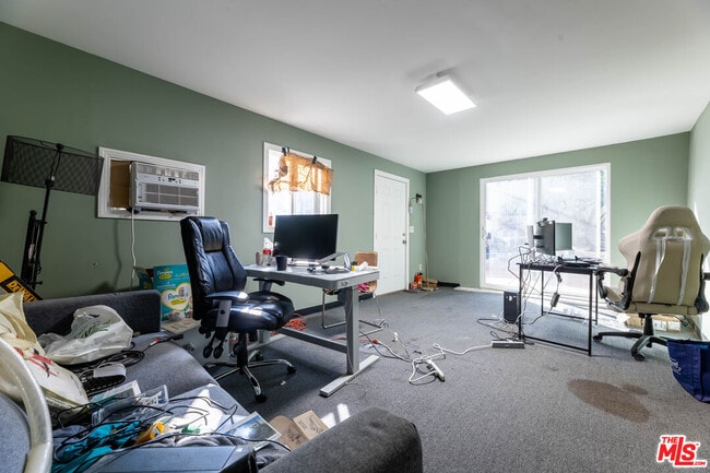 Building Photo - 1112 S Highland Ave