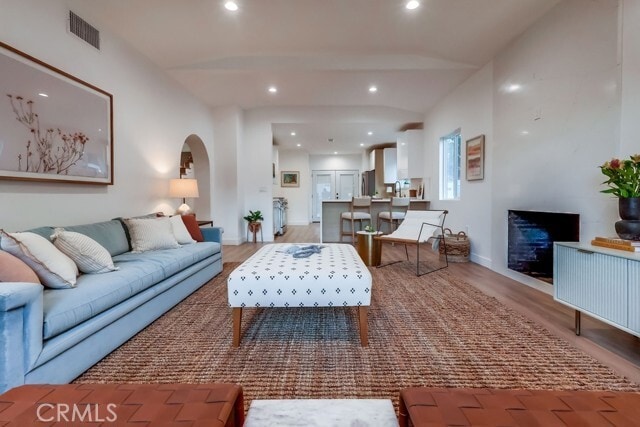 Building Photo - 4016 6th Ave