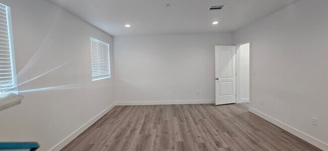 Building Photo - LANFRANCO(3743)