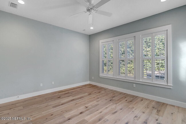 Building Photo - 94 Fairway Wood Way