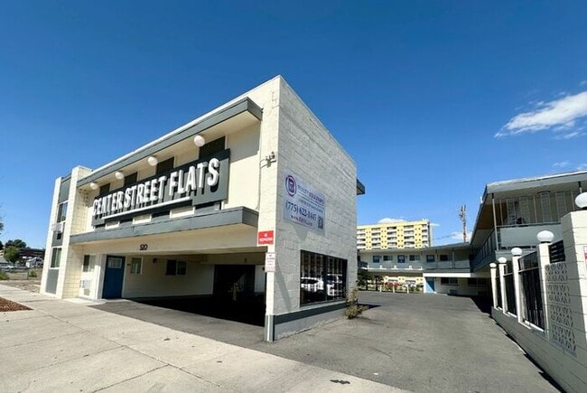 Building Photo - Studio apartment available now in the hear...