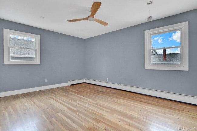 Building Photo - 33 Gaines St