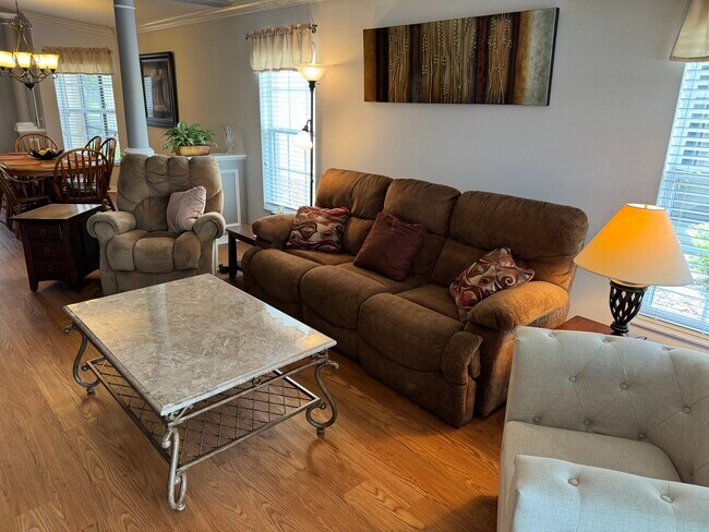 Building Photo - 353 Acadia Dr