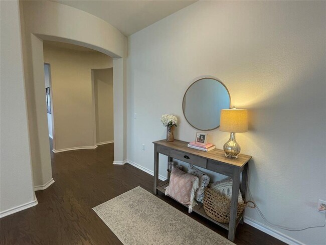 Building Photo - 13313 Henneman Dr