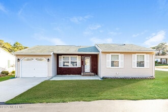 Building Photo - 49 Westport Dr