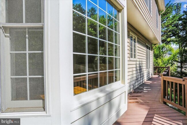 Building Photo - 8931 Falls Farm Dr