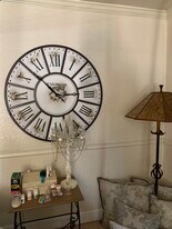 Building Photo - 3900 Seven Hills Rd