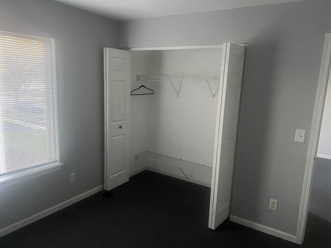 Building Photo - 759 Shannon Dr
