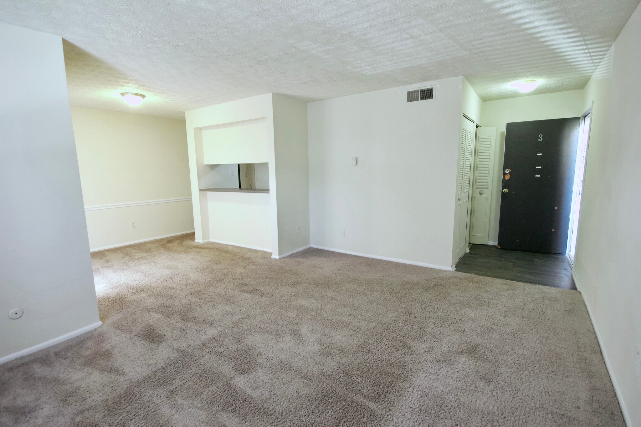 Building Photo - 120 Viking Ct