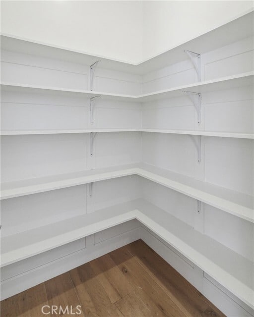 Building Photo - 1405 Oak Ave