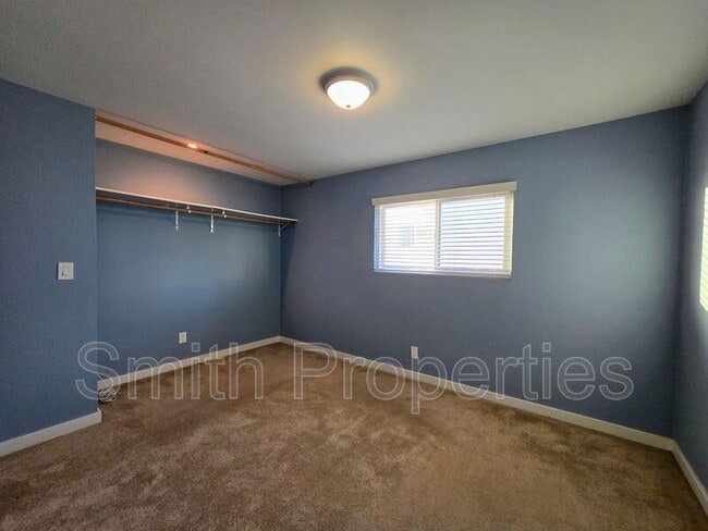 Building Photo - 509 N Helberta Ave